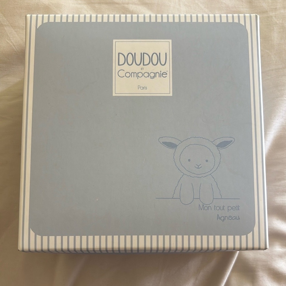 Doudou et Compagnie Baby Gift Box